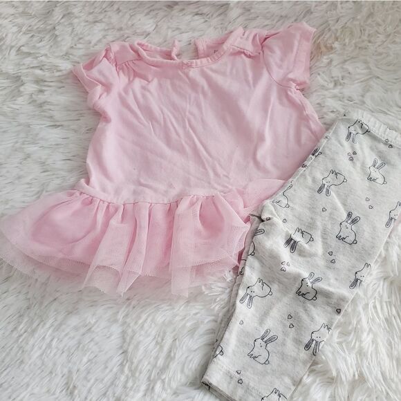 Carter's Baby Girl's Size 6M Pink Tutu Shirt with Gray Rabbit Pants - Picture 1 of 7